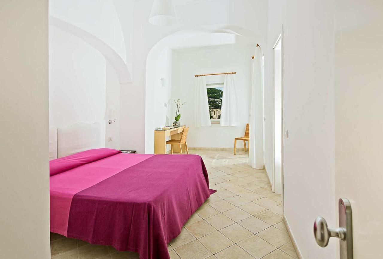 Hotel La Tosca Капри Экстерьер фото